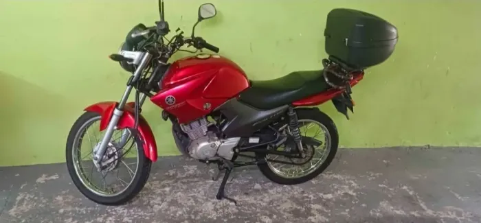 Moto custo beneficio ,vermelho malbek