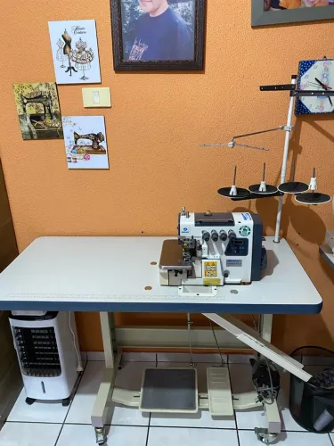 Máquina de Costura Industrial Overloque Sansei