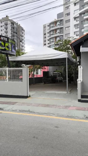 TENDA GALVANIZADA A FOGO DE 6 X 6 M