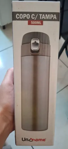 Garrafinha COPO térmica com trava semiautomática linda e grande.