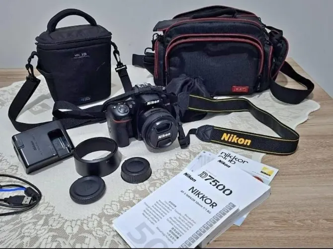 Câmera D7500