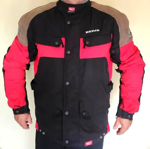 Jaqueta Parka motociclista Berik italiana cordura com proteções e forro térmico