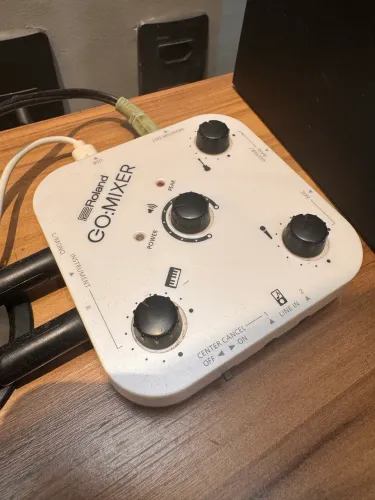 Interface de áudio Roland GO:Mixer