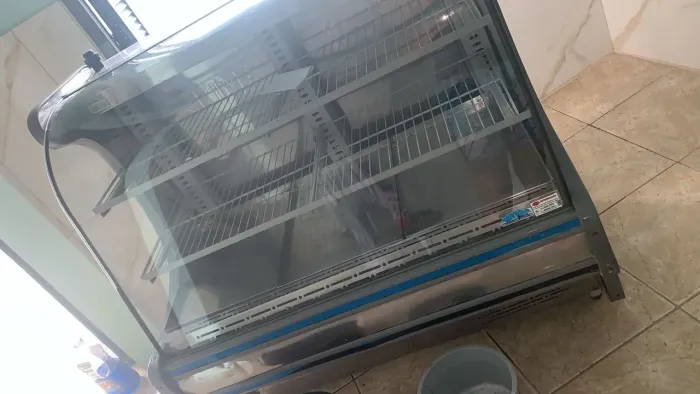 Balcão refrigerador (expositor)