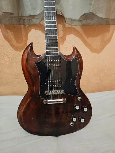 SG Venera Guitars