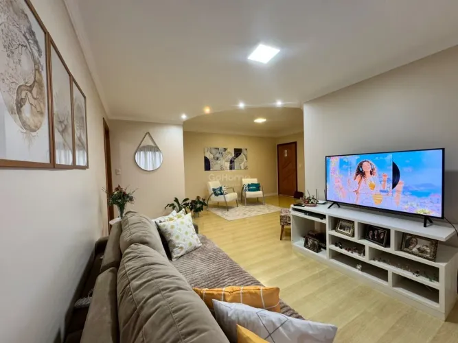 Apartamento com 2 Quartos e Varanda no Centro de Chapecó, Santa Catarina