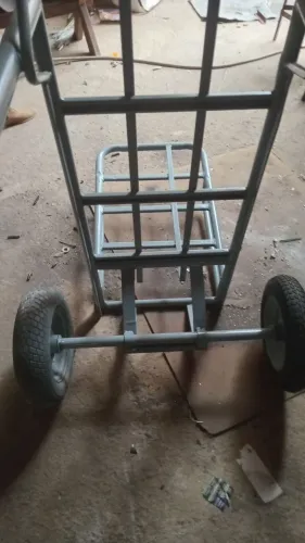 Vendo carinho de carga