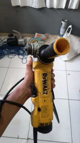 Lixadeira Dewalt