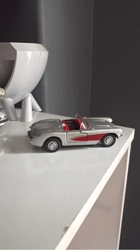 Miniatura Chevrolet Corvette 1957 Escala 1:39