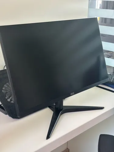 Monitor Gamer AOC AGON Q27G4F 27? QHD 144Hz