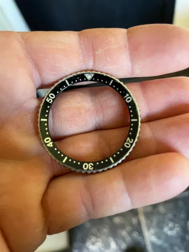 Bezel Seiko arnie h558