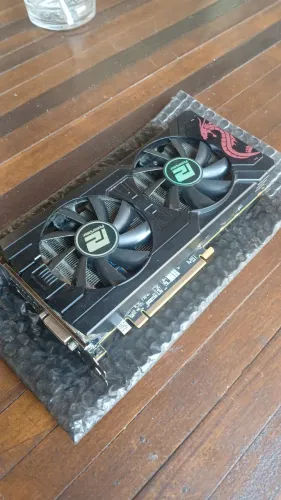 Placa de vídeo AMD RX570 4 GB