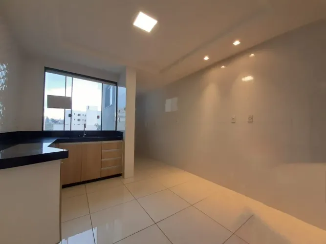 Vende-se apartamento Cobertura, próximo a UFSJ
