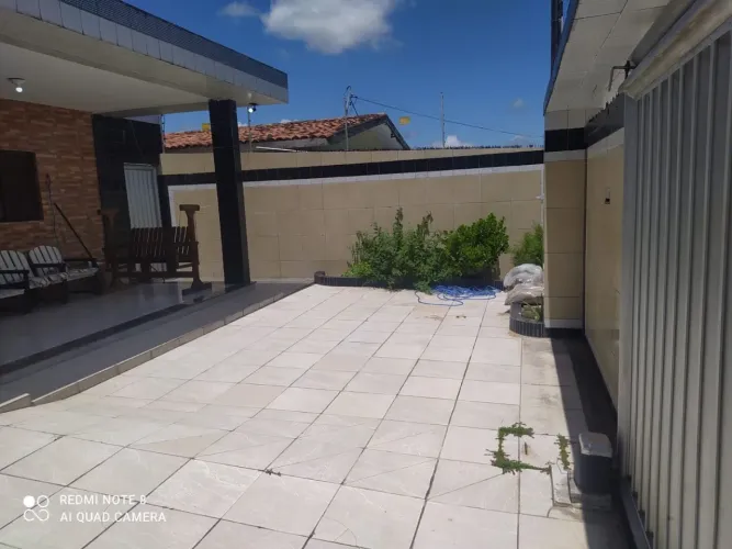 Casa com 4 dormitórios à venda, 250 m² por R$ 1.000.000,00 - Cristo Redentor - João Pessoa