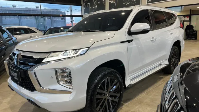 Mitsubishi Pajero Sport Legend 2.4 4X4 Diesel Aut. 2024