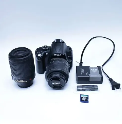 Nikon D5000 + AF-S NIKKOR 18-55mm - Excelente condição