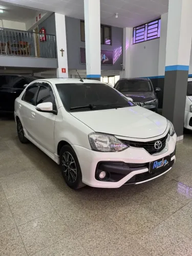 Toyota Etios Platinum Sed. 1.5 Flex 16V 4P Aut. 2018