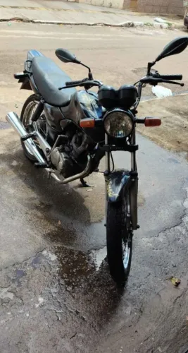 Cg Titan 125 ES