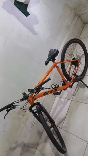 Vende-se aro 29 tá nova