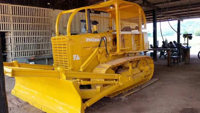 Trator de esteiras Fiat 7 D