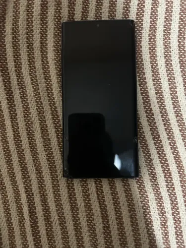Galaxy note 10+ PRETO,USADO,256GB. TELA TRINCADA(FRENTE E ATRÁS)