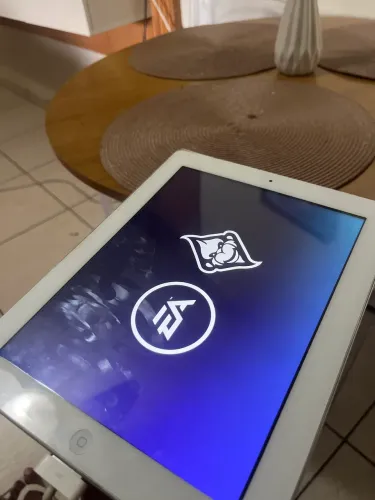 Ipad SEMI NOVO