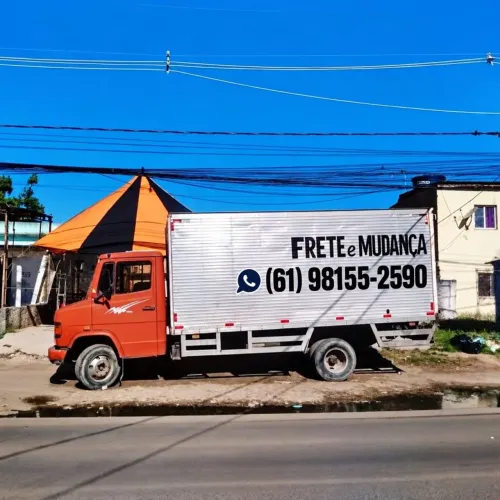 Fretes de segunda a sábado / disponível 