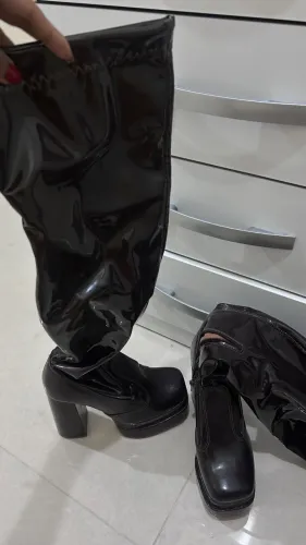 bota marrom salto