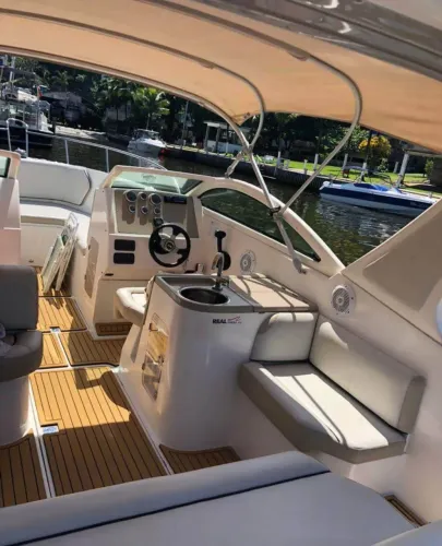 Passeios privativo de lancha em Angra dos Reis