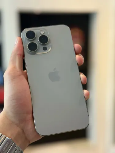 IPhone 16 Pro Max 256GB - Natural Titanium com garantia