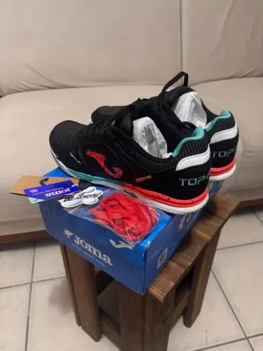 CHUTEIRA JOMA TOP FLEX REBOUND 41 NOVA NA CAIXA
