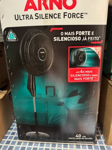 Ventilador Arno de coluna Turbo Force