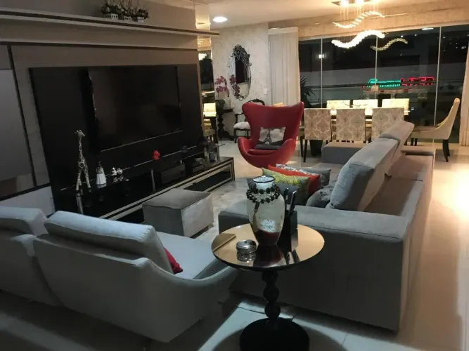 Helio Pires Vende Apartamento no Ed Oriente Vasconcelos 4 suites na Batista Campos