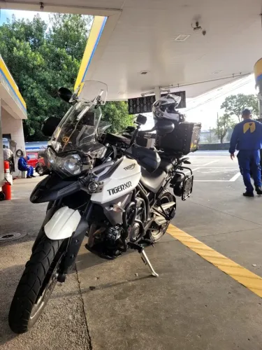 Triumph Tiger 800 XR 2017/2017 | Branca | 44.500 km | Revisão Completa