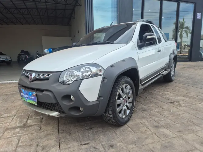 Fiat Strada Adventure 1.8/ 1.8 Locker Flex CE 2016