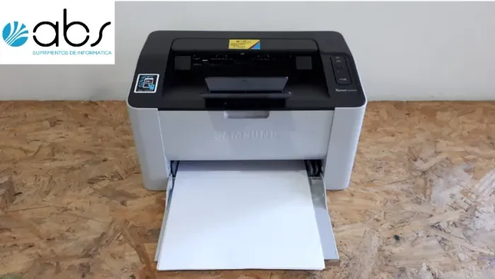 Impressora a laser Samsung 2020 Wi-Fi pouco usada com um toner novo e garantia
