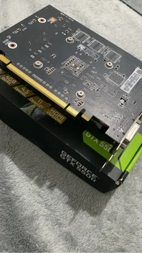 Placa de video Gtx 550Ti 4gb