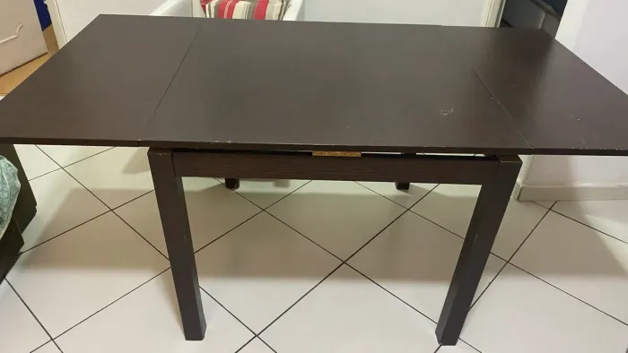 Mesa de jantar extensiva