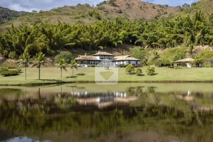 Fazenda para venda com 7 quartos, 2200000m² - Bemposta - Três Rios/RJ