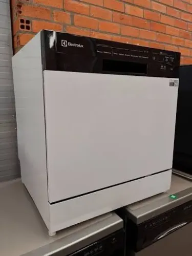 Lava-louças Electrolux 8 Serviços com Função Higienizar LS08E Inox
