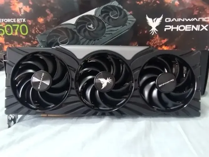 RTX 5070 Gainward Phoenix + 2 Meses de Uso - Aceito Cartão