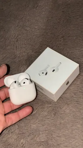 AirPods 4 com Cancelamento Ativo de Ruído (ANC) - Ainda na garantia Apple