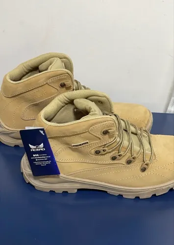 Bota cuturno acero 