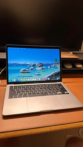 ? MacBook Pro M2 2022 | 13,3? | 8GB RAM | 256GB SSD | Impecável