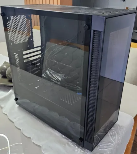 Gabinete Sharkoon TG5 Vidro 4mm Temperado ATX