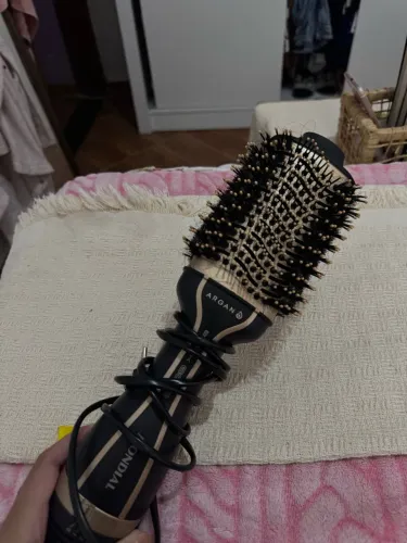 Escova secadora