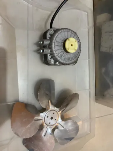 Motor ventilador geladeira/refrigerador 10/36W