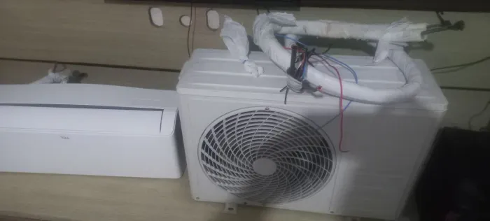 Ar-Condicionado TCL Inverter 9000 BTUs - Conforto Econômico