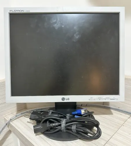 Monitor LG FLATRON 15" L1550S