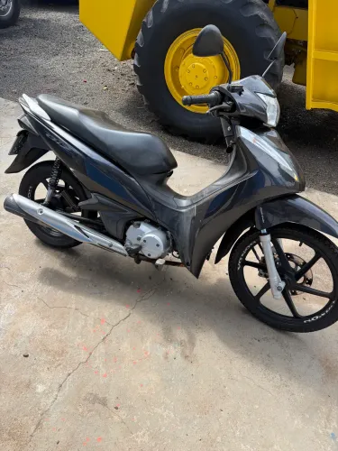 Honda biz 125 2019/20 a mais completa, roda liga leve. Zera 